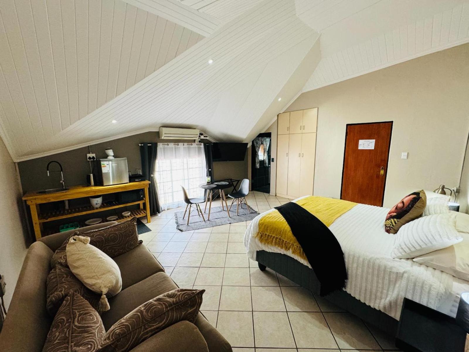 Echo Mountain Inn (Adults Only) Тхабазімбі Номер фото